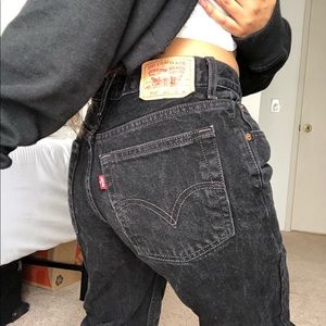 Levi Highwaisted Black pants